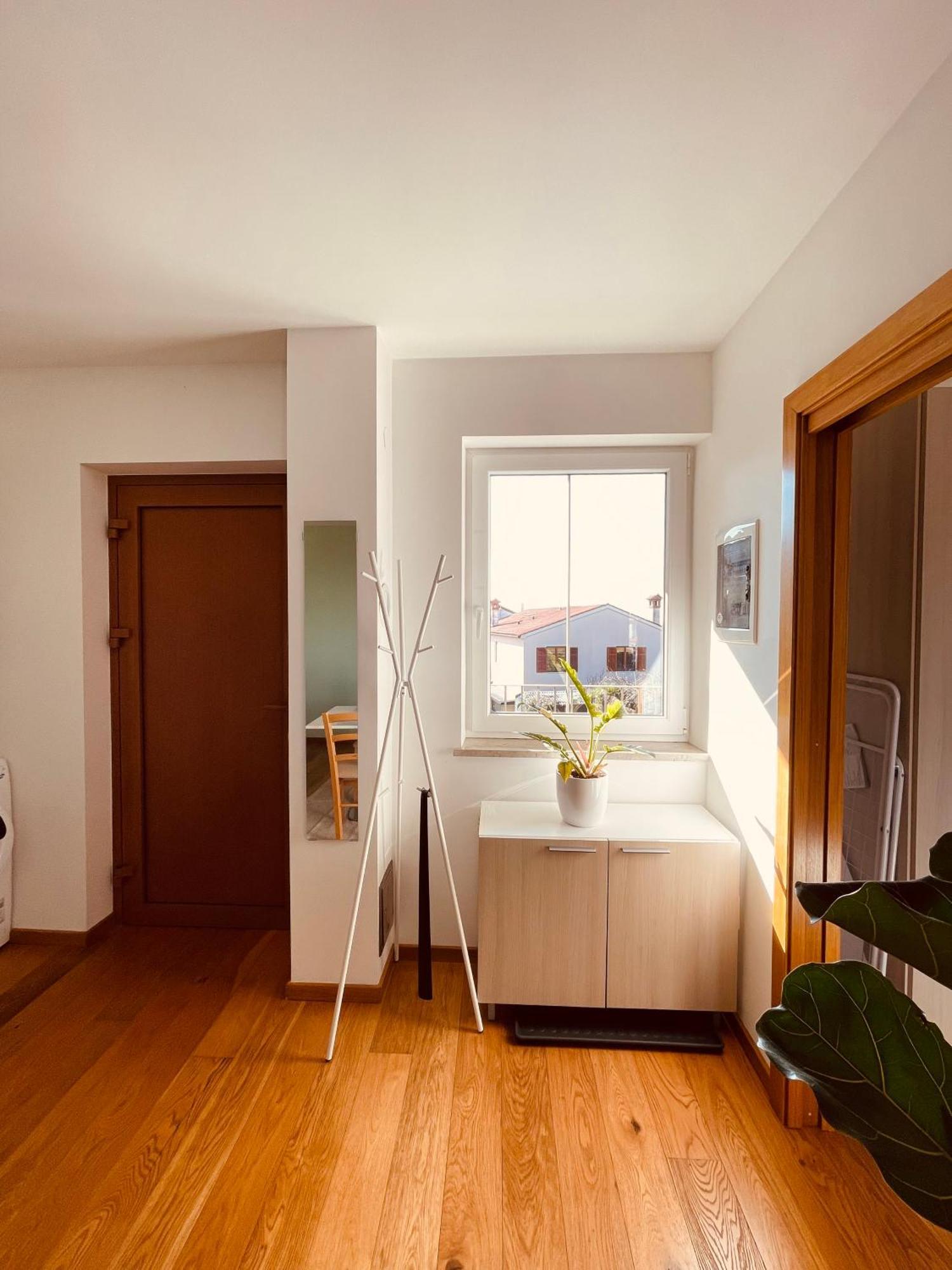 Santomas Apartments Smarje  Bagian luar foto