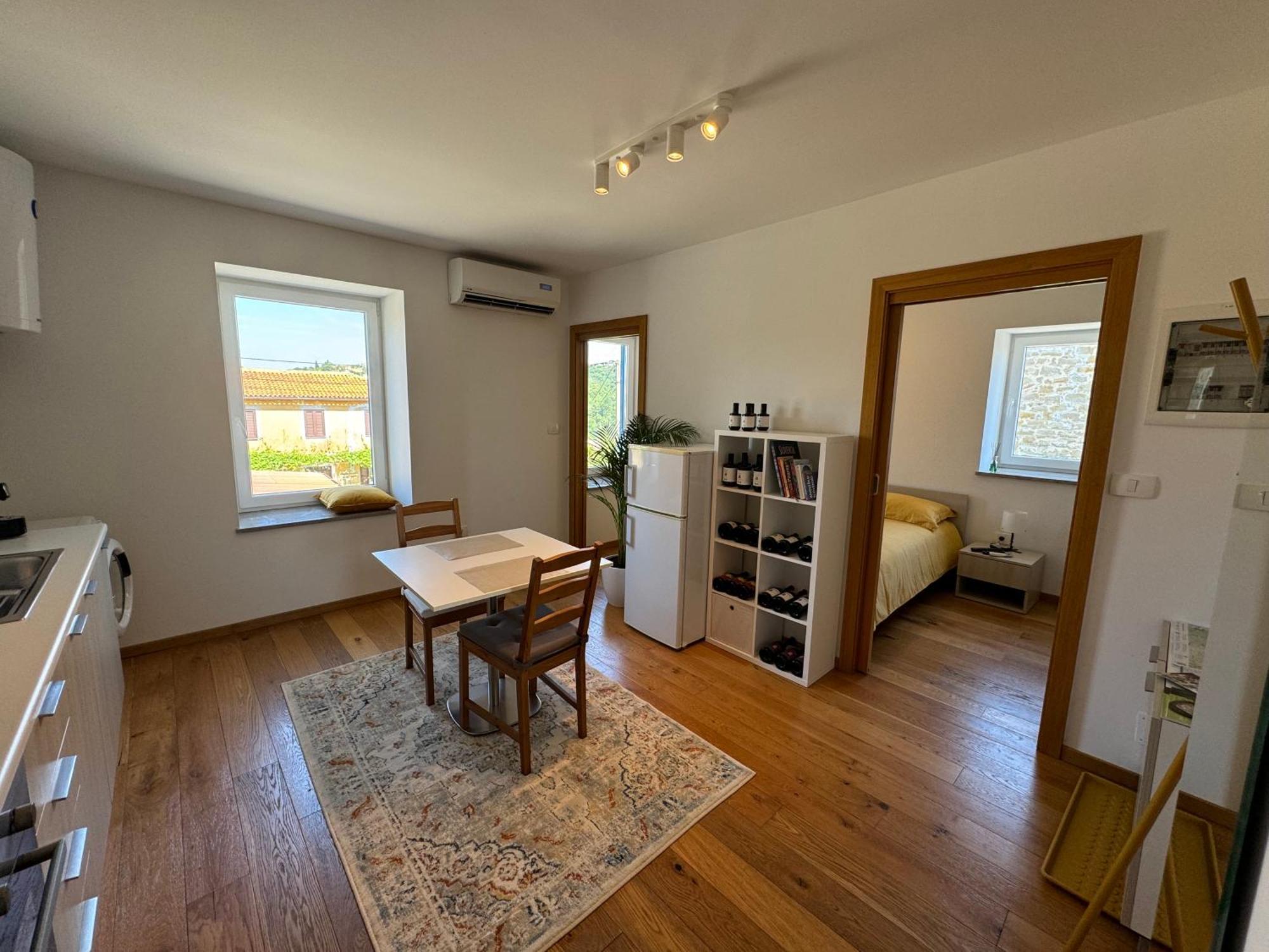 Santomas Apartments Smarje  Bagian luar foto